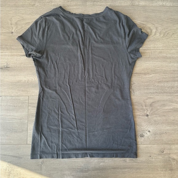 Banana Republic timeless tee - size XS - Picture 5 of 5